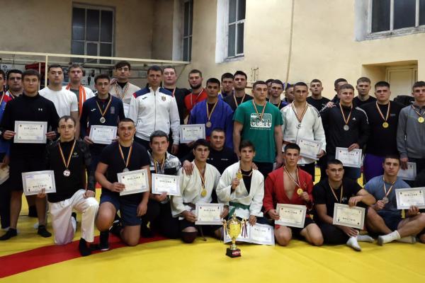 Campionatul intern de Sambo – o nouă demonstrație de forță, măiestrie și spirit competitiv la Academia „Ștefan cel Mare”