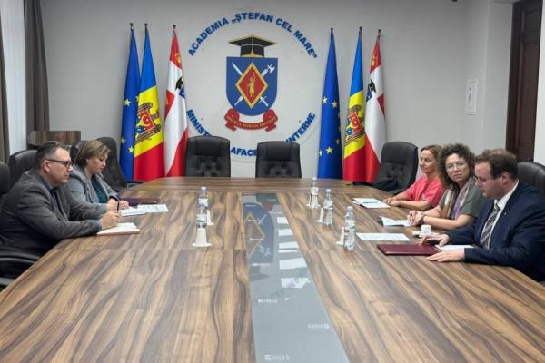Noi perspective de instruire: Austria sprijină formarea formatorilor Academiei „Ștefan cel Mare”