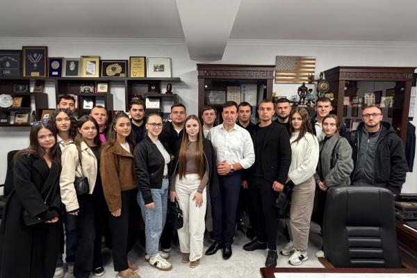 Viitorii specialiști în domeniul juridic, în contact cu practica instituțională image 1