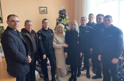 Acţiune de caritate în preajma sărbătorilor de iarnă imaginea 5
