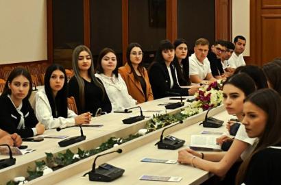 Viitorii juriști în dialog cu profesioniști ai sistemului de justiție imaginea 8