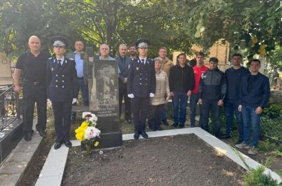 Academia „Ștefan cel Mare” a MAI păstrează vie memoria lui Valentin Guțu image3