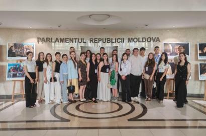 Studenții Academiei „Ștefan cel Mare” au participat la Școala de vară dedicată cetățeniei active și integrării europene imagine 1
