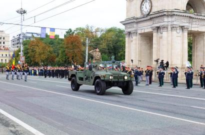 Cu demnitate, în pas cu istoria image4