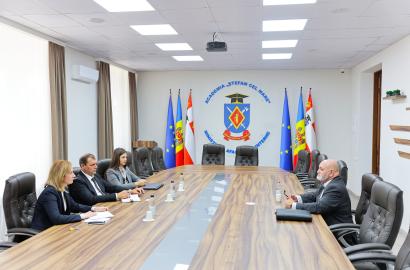 Perspective internaționale pentru formarea profesională polițienească imagine 1